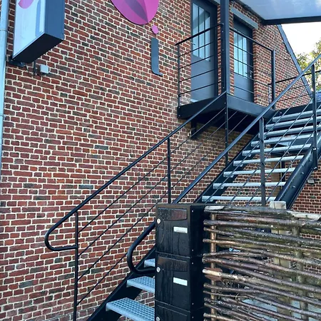 Centre Bourg Arrivee Et Depart Autonome * Boue (Aisne)