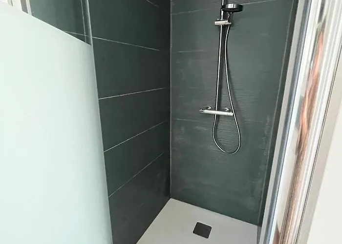 Centre Bourg Arrivée Et Départ Autonome Boue (Aisne)